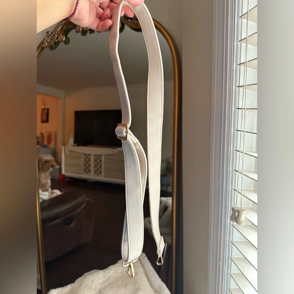 Juicy Couture Cream White Faux Fur Tote Bag Crossbody - Picture 7 of 9